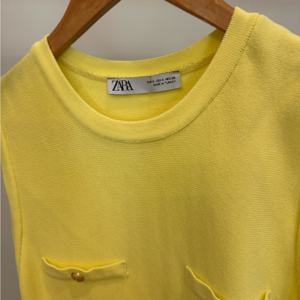 Zara yellow pleated dress - Picture 3 of 4